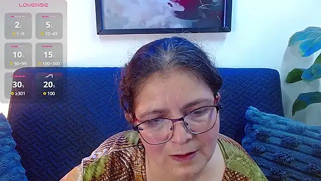 Snapshot of Linda_banks_ chatting on October 1, 2025, 12:16 am Linda banks online show from October 1, 2025, 12:16 am