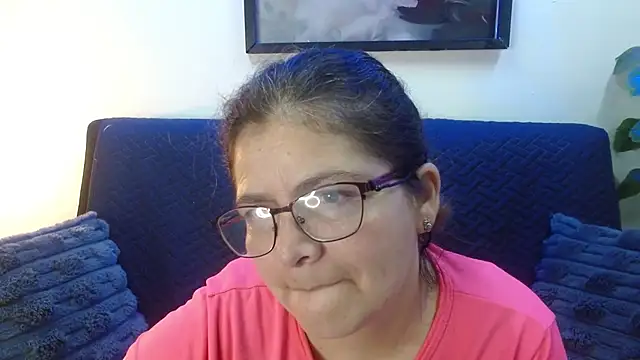 Snapshot of Linda_banks_ chatting on October 17, 2025, 1:31 am Linda banks online show from October 17, 2025, 1:31 am