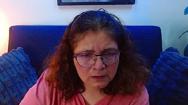 Snapshot of Linda_banks_ chatting on October 21, 2025, 1:28 am Linda banks online show from October 21, 2025, 1:28 am