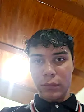 crushnier1 online show from November 8, 2025, 4:29 pm