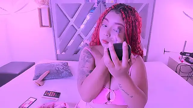 Snapshot of nahomy_ryans chatting on October 14, 2025, 7:25 pm nahomy ryans online show from October 14, 2025, 7:25 pm