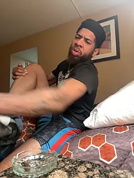 Snapshot of 1mistaGoodWood chatting on October 12, 2025, 5:17 am 1mistaGoodWood online show from October 12, 2025, 5:17 am