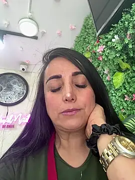 hotadhara01 online show from March 9, 2026, 6:45 pm