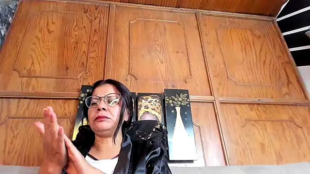 Snapshot of sofia_hot_vc chatting on November 2, 2025, 5:43 am sofia hot vc online show from November 2, 2025, 5:43 am