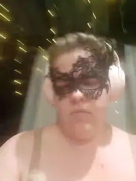 Snapshot of VeiledMuse chatting on September 11, 2025, 12:11 am VeiledMuse online show from September 11, 2025, 12:11 am