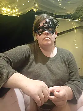 Snapshot of VeiledMuse chatting on November 9, 2025, 1:15 am VeiledMuse online show from November 9, 2025, 1:15 am