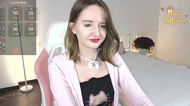 Snapshot of AlexsisFaee chatting on November 2, 2025, 9:39 pm AlexsisFaee online show from November 2, 2025, 9:39 pm