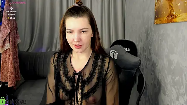 MalvinaDream online show from December 14, 2025, 1:22 am