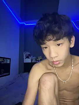 Snapshot of Kailertwink chatting on June 16, 2026, 3:25 pm Kailertwink online show from June 16, 2026, 3:25 pm