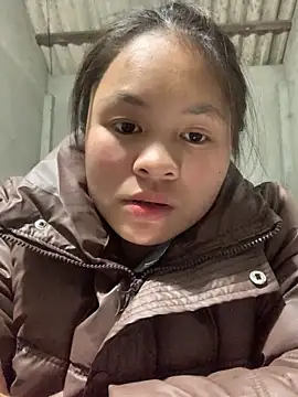 NhuFox online show from February 10, 2026, 9:13 am