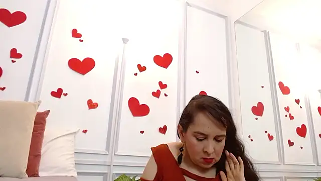 MiiaLane online show from February 19, 2026, 12:56 pm