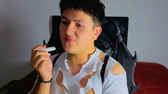 Snapshot of Ryan_Doretti chatting on October 29, 2025, 11:45 am Ryan Doretti online show from October 29, 2025, 11:45 am