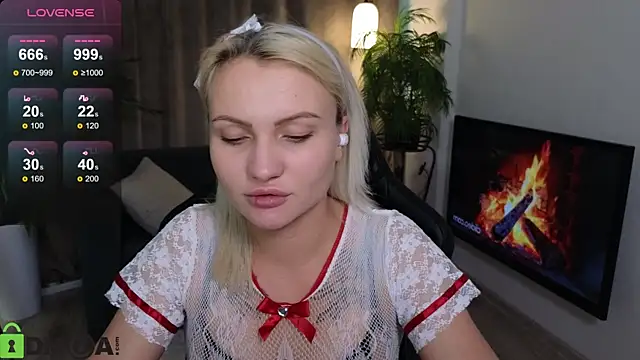 Snapshot of Cameronlovely_ chatting on October 23, 2025, 9:41 am Cameronlovely online show from October 23, 2025, 9:41 am