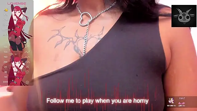 Snapshot of Saraa_Graham chatting on October 7, 2025, 4:04 pm Saraa Graham online show from October 7, 2025, 4:04 pm