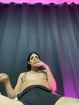 Snapshot of Lady_Dirty444 chatting on October 20, 2025, 10:27 am Lady Dirty444 online show from October 20, 2025, 10:27 am