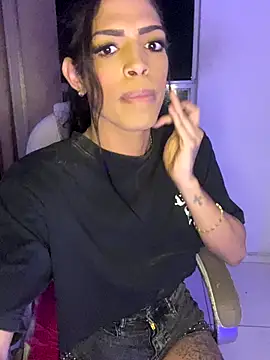 Snapshot of Lady_Dirty444 chatting on October 28, 2025, 2:26 am Lady Dirty444 online show from October 28, 2025, 2:26 am