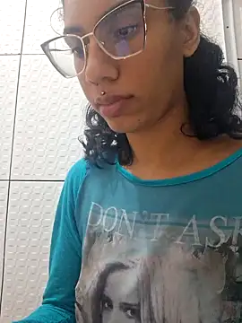 RavenShyfit online show from October 22, 2025, 7:52 am