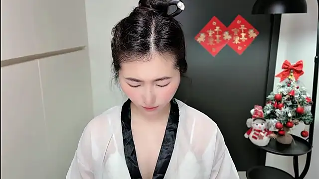 Rosalind xixi online show from March 4, 2026, 11:49 am