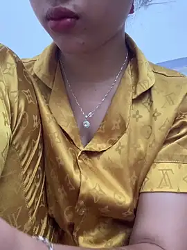 Nguyenha11 online show from June 3, 2026, 6:49 am