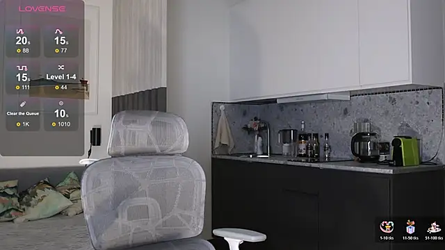 Snapshot of soguesswhat chatting on November 11, 2025, 1:11 pm soguesswhat online show from November 11, 2025, 1:11 pm