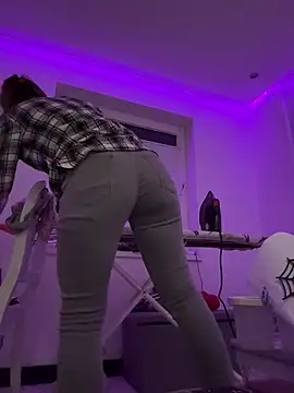 IsabellaEtha online show from October 10, 2025, 10:20 pm