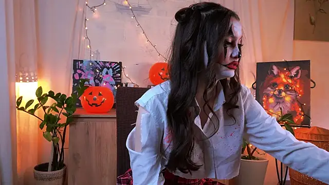 Snapshot of EvaDowe chatting on October 31, 2025, 2:56 am EvaDowe online show from October 31, 2025, 2:56 am