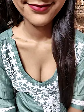 Snapshot of Indian-Aleena chatting on October 12, 2025, 4:50 pm Indian-Aleena online show from October 12, 2025, 4:50 pm