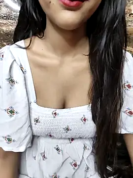 Snapshot of Indian-Aleena chatting on October 22, 2025, 3:34 pm Indian-Aleena online show from October 22, 2025, 3:34 pm