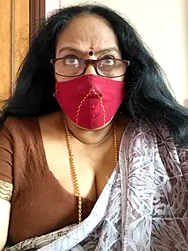 Snapshot of heera-rani chatting on September 19, 2025, 6:15 am heera-rani online show from September 19, 2025, 6:15 am