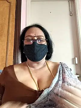 Snapshot of heera-rani chatting on September 23, 2025, 2:25 am heera-rani online show from September 23, 2025, 2:25 am