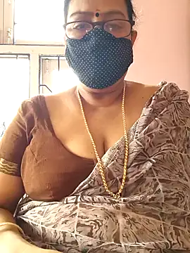 Snapshot of heera-rani chatting on September 26, 2025, 3:10 am heera-rani online show from September 26, 2025, 3:10 am