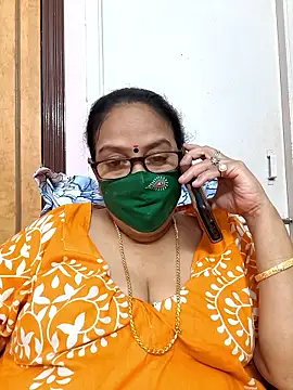 Snapshot of heera-rani chatting on September 29, 2025, 12:54 pm heera-rani online show from September 29, 2025, 12:54 pm