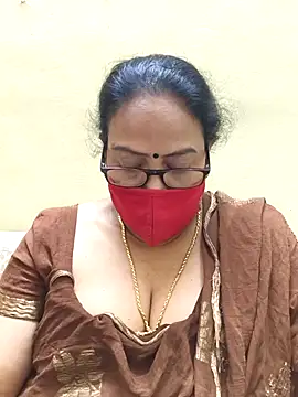 Snapshot of heera-rani chatting on October 14, 2025, 12:50 pm heera-rani online show from October 14, 2025, 12:50 pm