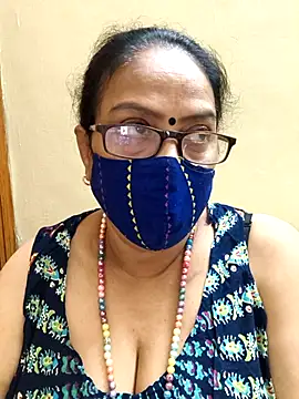 Snapshot of heera-rani chatting on November 10, 2025, 12:48 pm heera-rani online show from November 10, 2025, 12:48 pm