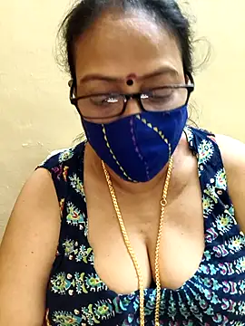 Snapshot of heera-rani chatting on November 12, 2025, 6:58 am heera-rani online show from November 12, 2025, 6:58 am