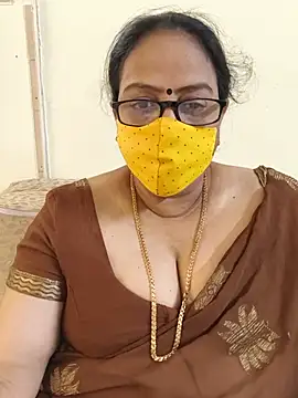 Snapshot of heera-rani chatting on July 5, 2026, 3:56 am heera-rani online show from July 5, 2026, 3:56 am