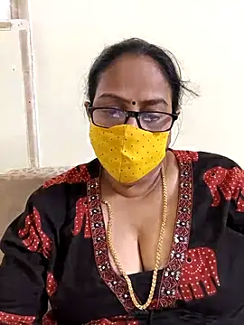 Snapshot of heera-rani chatting on July 13, 2026, 11:13 am heera-rani online show from July 13, 2026, 11:13 am