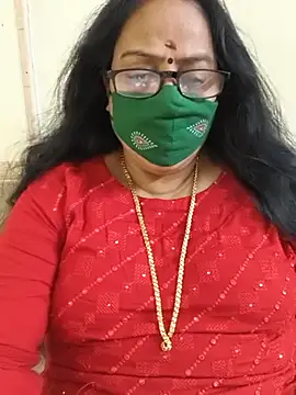 Snapshot of heera-rani chatting on July 17, 2026, 7:26 am heera-rani online show from July 17, 2026, 7:26 am