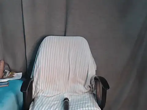 Snapshot of Sexyduck-Zodan chatting on October 4, 2025, 11:36 pm Sexyduck-Zodan online show from October 4, 2025, 11:36 pm