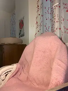 Snapshot of boakiss07 chatting on October 2, 2025, 9:27 am boakiss07 online show from October 2, 2025, 9:27 am