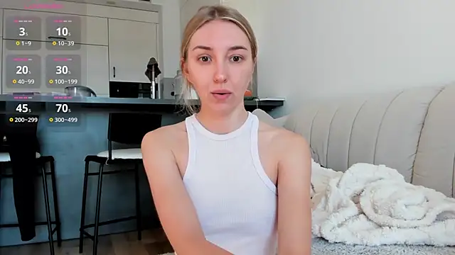 Sunny Rina  online show from May 20, 2026, 6:41 am