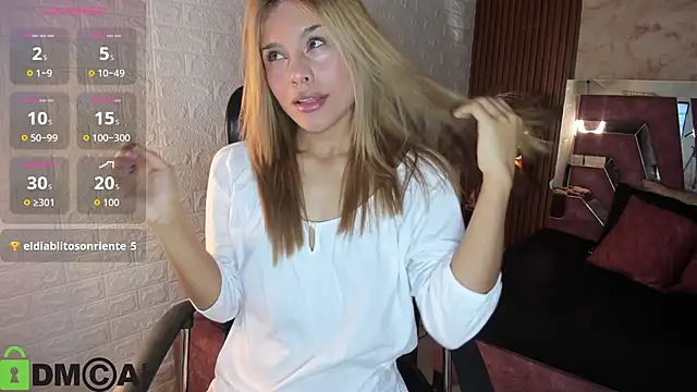 hot cupid01 online show from November 15, 2025, 11:18 am