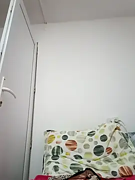 Vera Elle online show from October 20, 2025, 10:43 pm