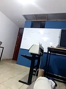 Hugopingonasa2024 online show from February 18, 2026, 8:49 pm