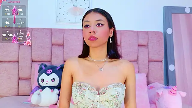 ScarlettLuxe online show from February 28, 2026, 10:11 pm