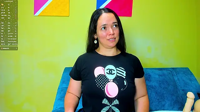 Snapshot of loreen_grey chatting on November 17, 2025, 8:14 pm loreen grey online show from November 17, 2025, 8:14 pm