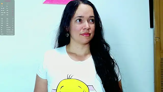 Snapshot of loreen_grey chatting on January 10, 2026, 8:10 pm loreen grey online show from January 10, 2026, 8:10 pm