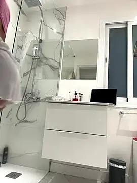 CamyBlossom online show from September 28, 2025, 6:24 pm