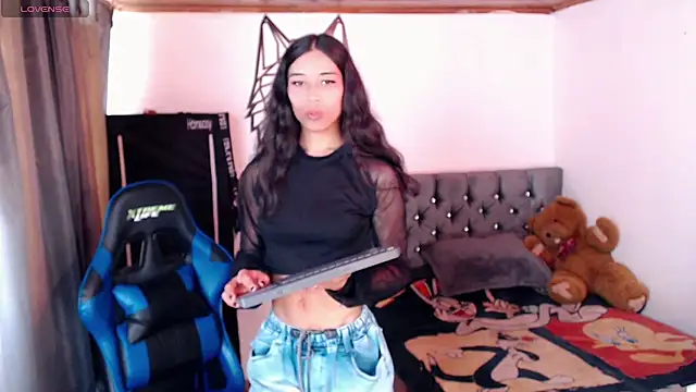 Snapshot of Sweet-Cris chatting on September 11, 2025, 6:08 pm Sweet-Cris online show from September 11, 2025, 6:08 pm