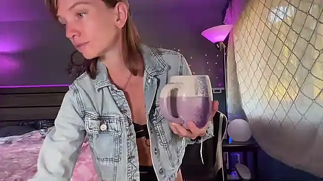 ajmiller25 online show from July 14, 2026, 5:51 pm